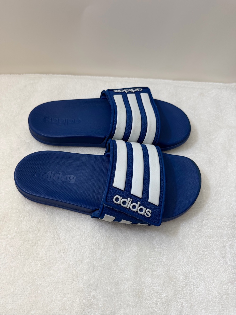 adidas Kids Slide Sandals in Blue and White